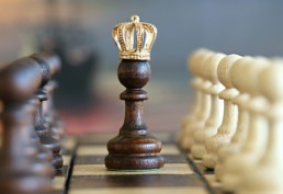 Pions avec une couronne (jeu d'échecs)