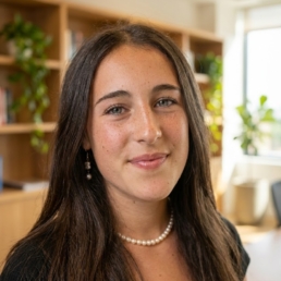 Mathilde Molina, Business Developer AlumnEye